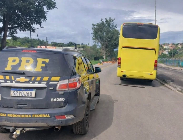 BR-381: PRF localiza adolescente de 12 anos viajando sozinho e sem autorização em Sabará