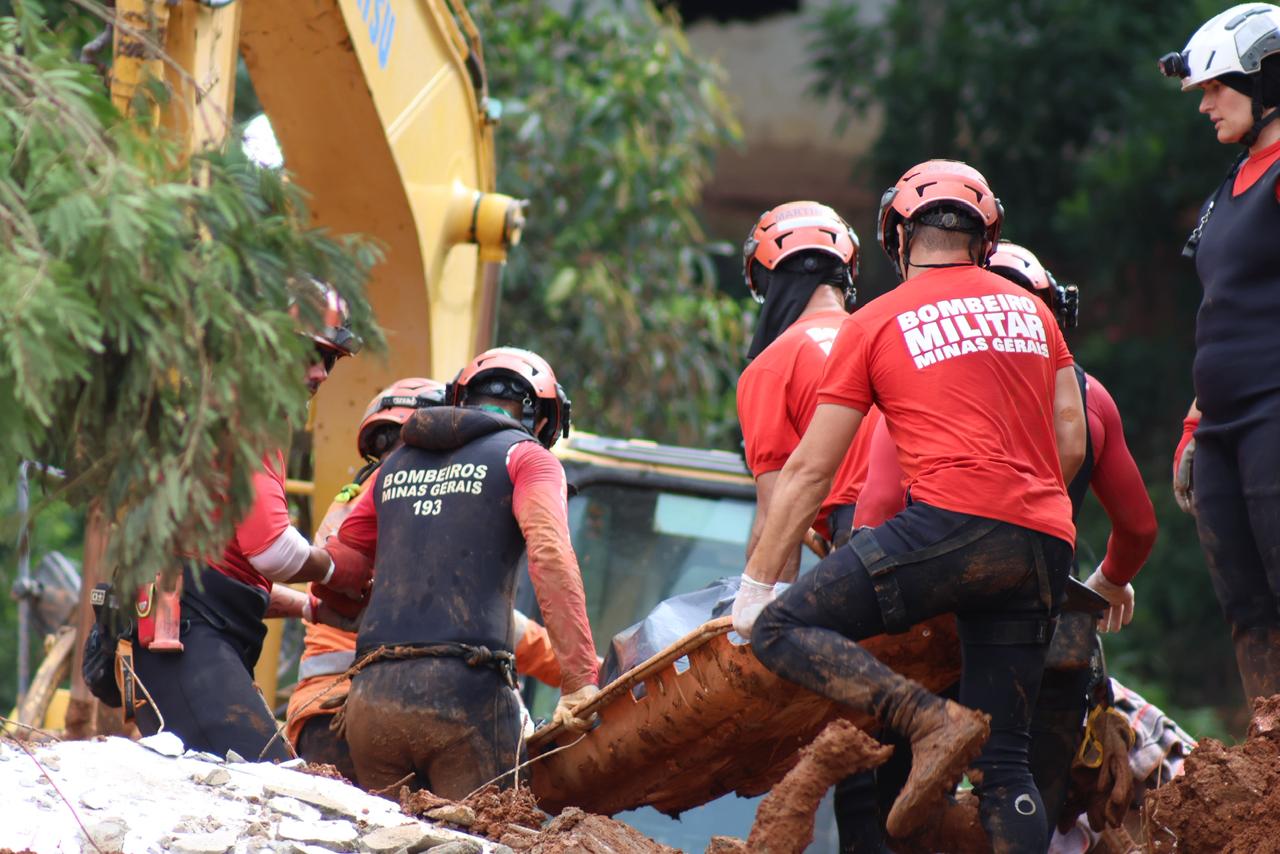 Número de mortos na Zona da Mata sobe para 55; buscas continuam por 13 desaparecidos em Juiz de Fora e Ubá
