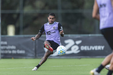 Atlético aposta em invencibilidade como mandante para enfrentar líder São Paulo no Brasileirão; Rádio Caraça transmite o jogo