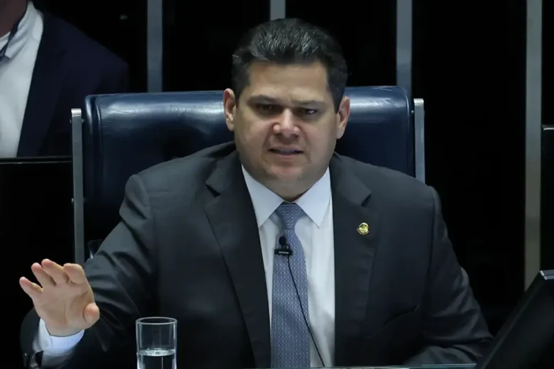 Davi Alcolumbre rejeita pedido de anulação de quebra de sigilos de Lulinha