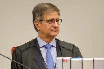 Evento de Vorcaro em Londres pagou mais de US$ 1 milhão  com   presença de ministros do STF e deputados