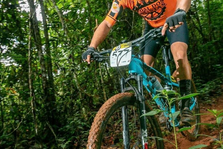 Ciclistas de São Gonçalo do Rio Abaixo conquistam 12 premiações no “Desafio Entre Serras”
