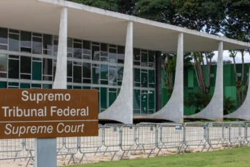 STF tem 3 votos favoráveis pela aposentadoria compulsória de empregados públicos aos 75 anos