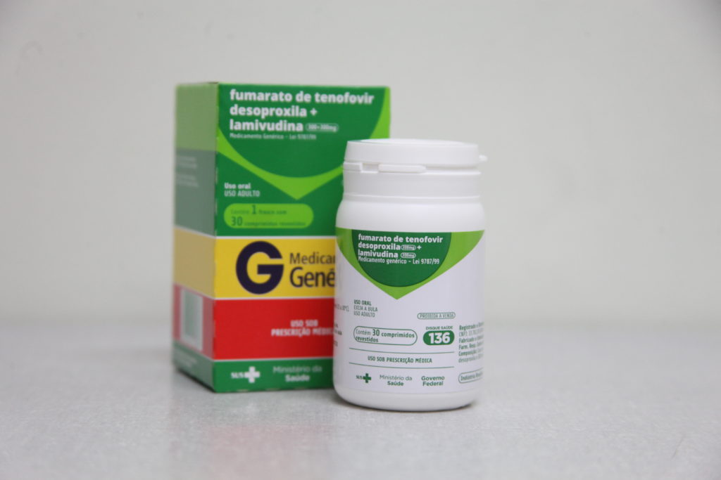 UFMG avança em estudo que testa comprimido mensal para prevenção do HIV