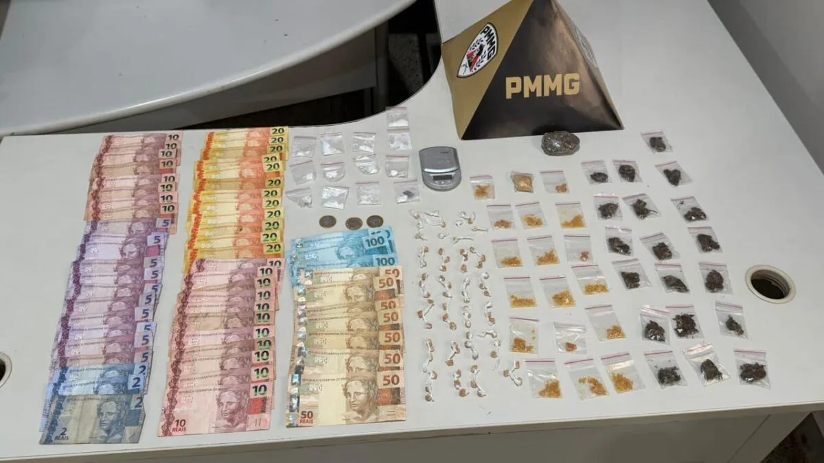 PM prende 14 suspeitos e apreende mais de 300 unidades de drogas durante operação em Itabira