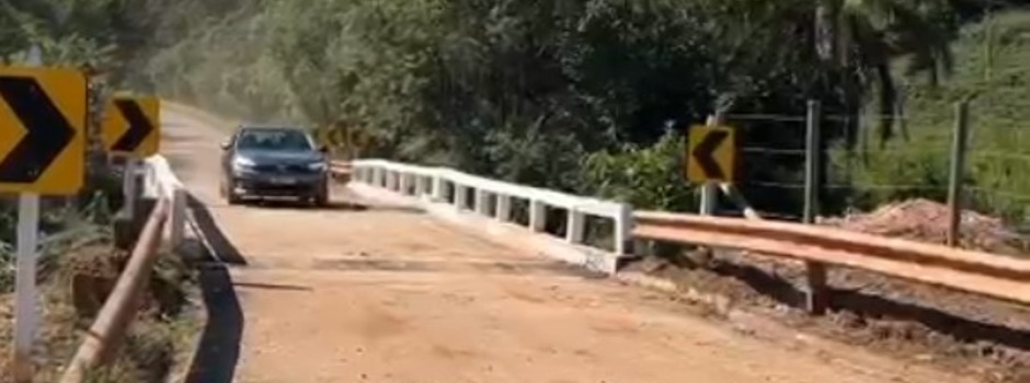 DER-MG libera ponte na MG-030