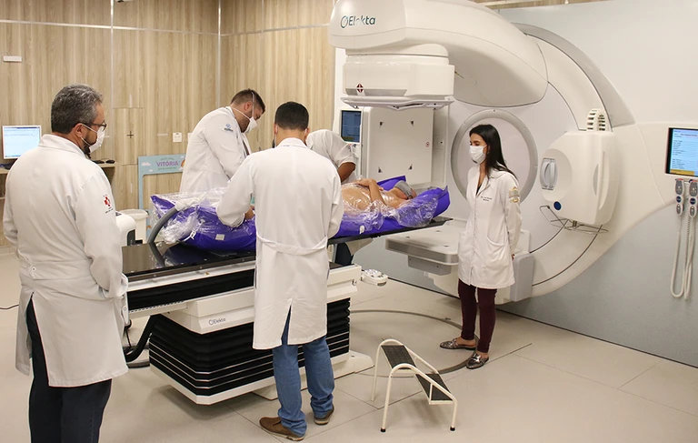 Parlamentar solicita reunião técnica para discutir atendimento oncológico em Itabira