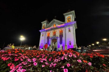 Fé e tradição marcam Semana Santa em Santa Bárbara; confira as fotos