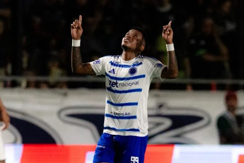 Cruzeiro quebra tabu histórico, vence o Remo em Belém e engata terceira vitória seguida