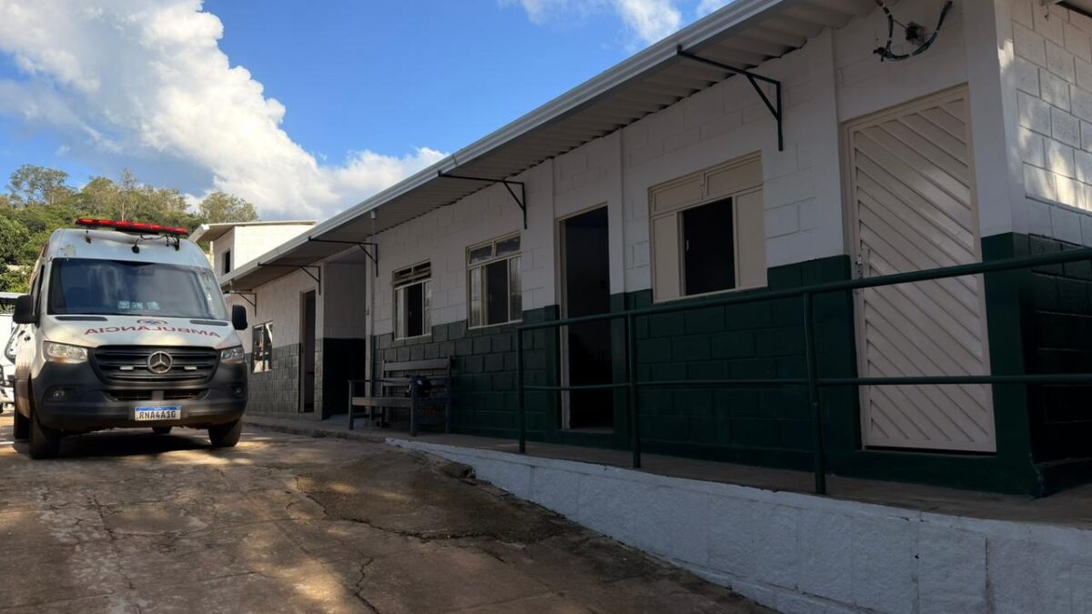 Barão de Cocais entrega nova sede do Samub e micro-ônibus para transporte de pacientes