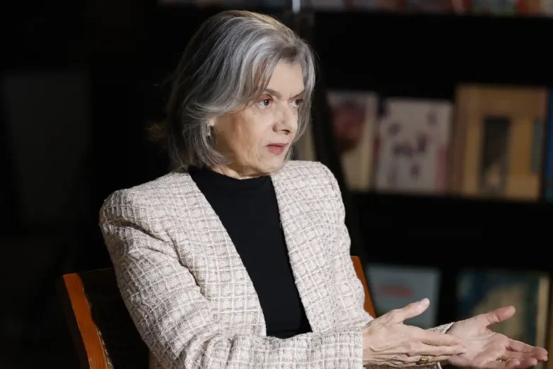 Cármen Lúcia diz que foi aconselhada a deixar o STF por ataques machistas
