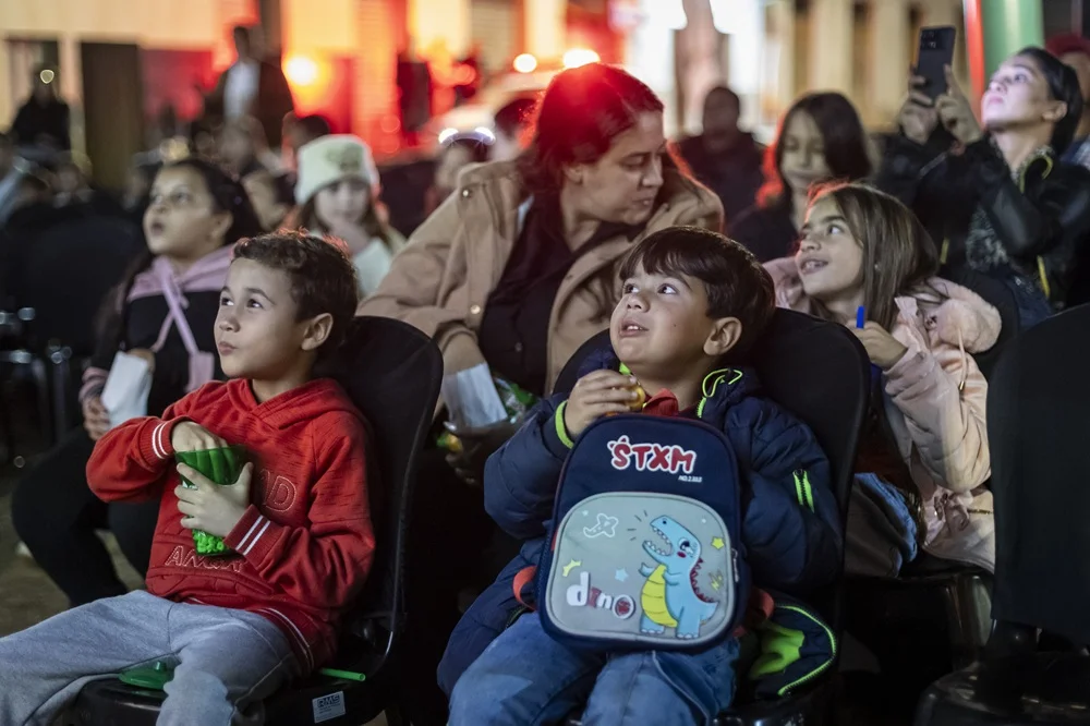“Cinema na Cidade” chega a São Gonçalo do Rio Abaixo com sessões ao ar livre e programação gratuita