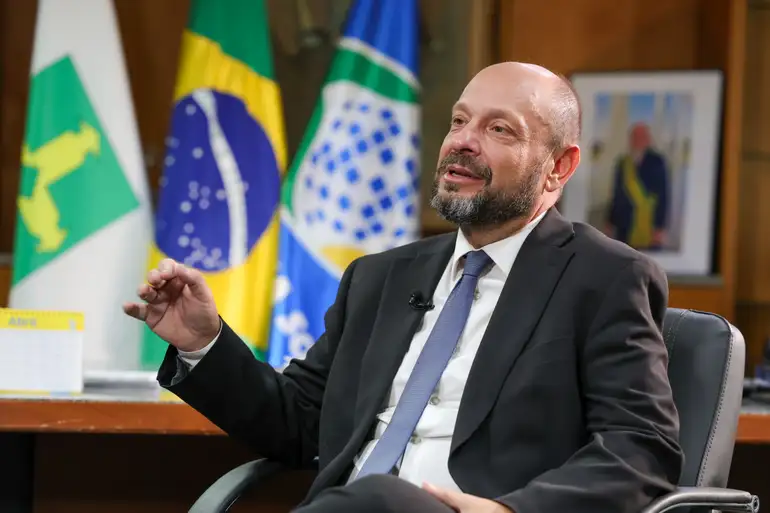 Ex- presidente do INSS se diz surpreso com a sua  demissão pelo governo