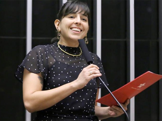 Ratinho é réu na Justiça Eleitoral por ofensas em rádio a uma deputada