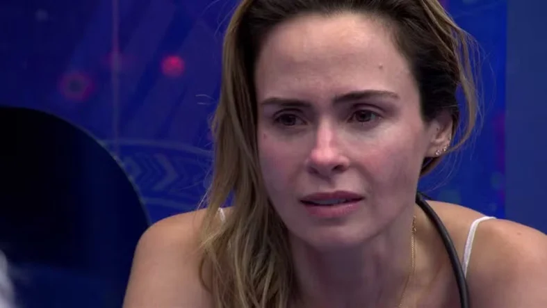 “Meu pai morreu”: Ana Paula Renault emociona ao revelar perda a colegas no BBB 26