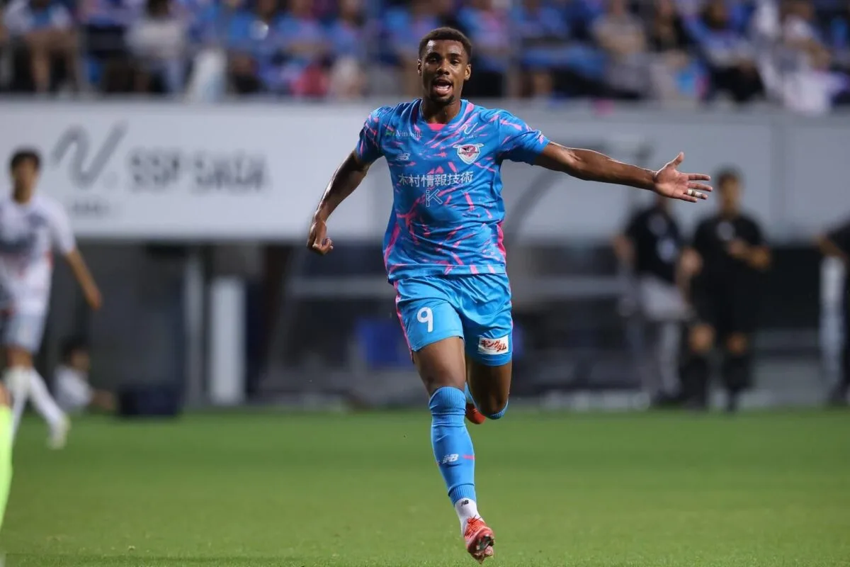 Em novo momento da carreira, itabirano encara os desafios do futebol japonês