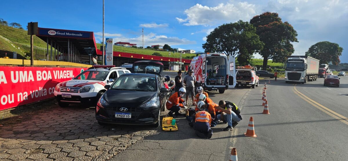 Jovem fica ferida em colisão entre moto e carro na BR-381, em João Monlevade
