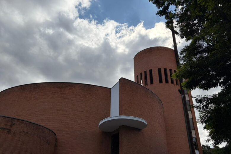 Paróquia Nossa Senhora do Rosário celebra 200 anos de fé e história em Itabira nesta segunda-feira