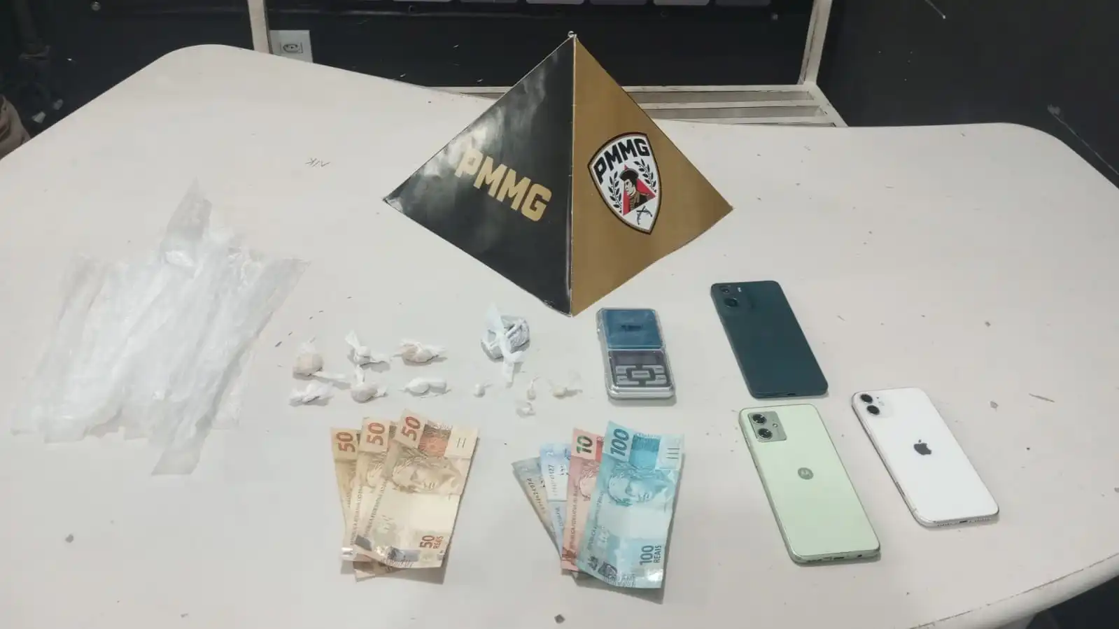 Sete pessoas são presas por tráfico de drogas no bairro Juca Rosa, em Itabira