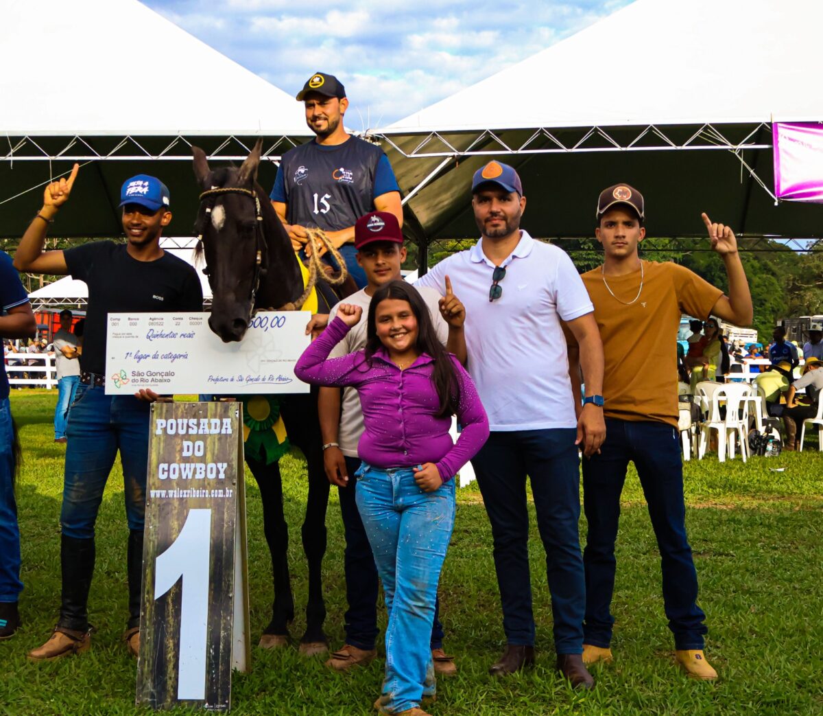 São Gonçalo do Rio Abaixo fecha 38ª cavalgada com concurso de marcha, shows e impacto na economia local