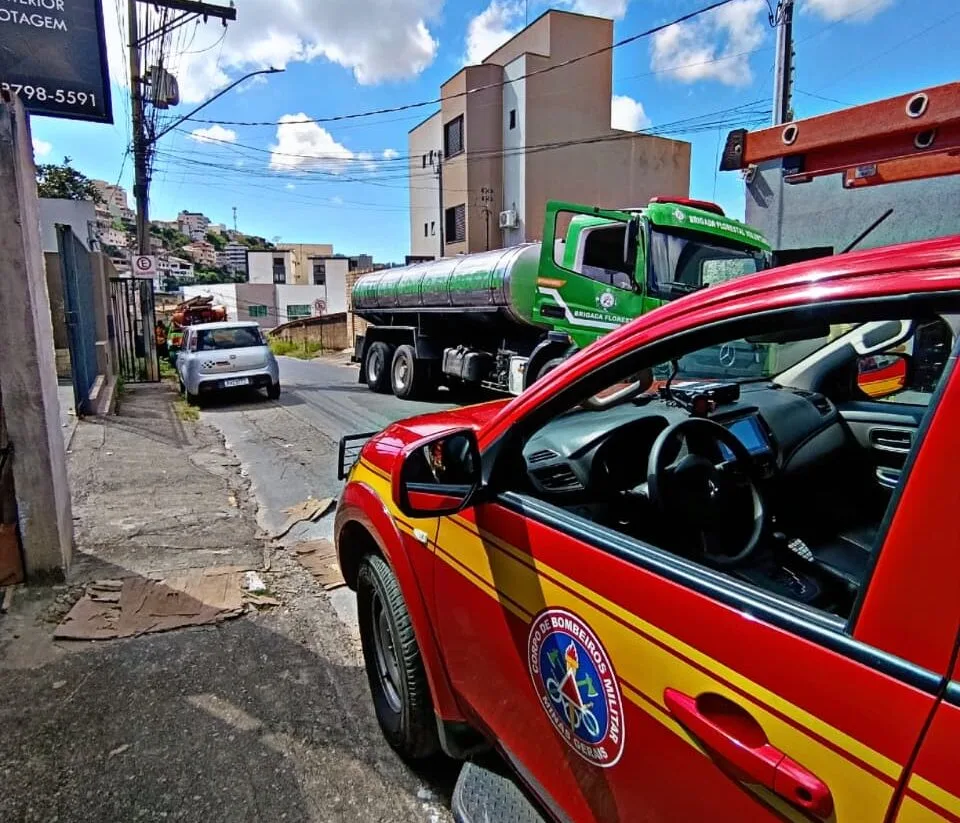Incêndio em geladeira mobiliza Bombeiros em João Monlevade