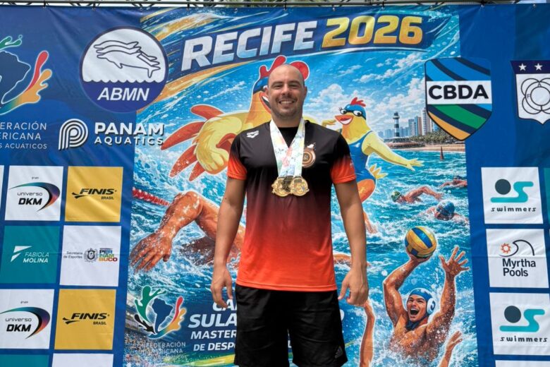 Nadador itabirano Arthur Rossi conquista destaque em campeonato internacional de águas abertas e relembra trajetória no esporte Nadador itabirano Arthur Rossi conquista destaque em campeonato internacional de águas abertas e relembra trajetória no esporte