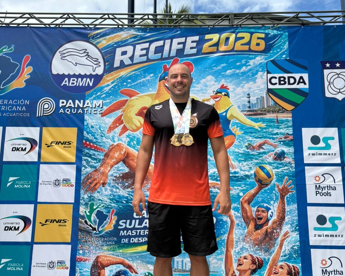 Nadador itabirano Arthur Rossi conquista destaque em campeonato internacional de águas abertas e relembra trajetória no esporte