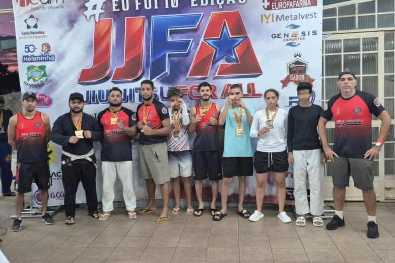 Atletas de São Gonçalo do Rio Abaixo conquistam sete medalhas em torneio de jiu-jitsu
