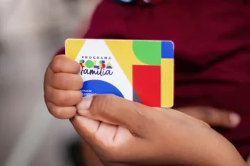 Bolsa Família vai exigir biometria: veja como garantir continuidade do benefício