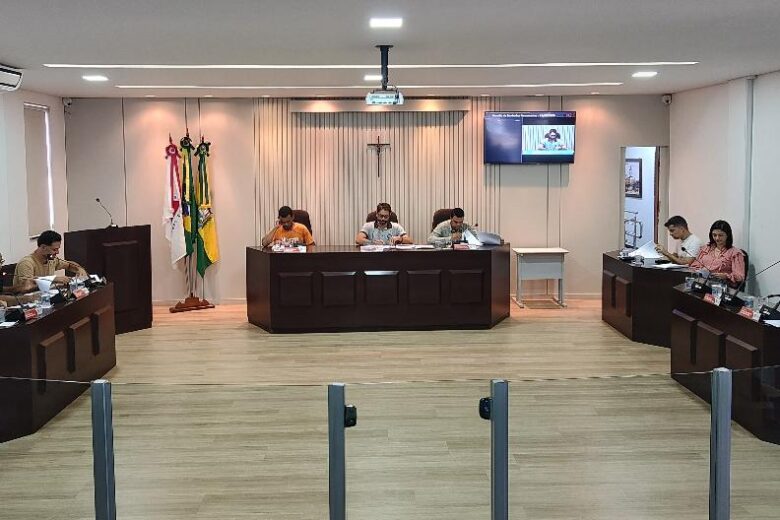 Comissões da Câmara de São Gonçalo do Rio Abaixo analisam favoravelmente quatro projetos