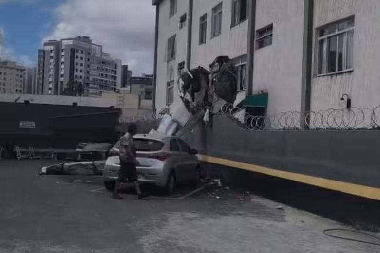 Cenipa retoma perícia em prédio atingido por avião que deixou três mortos em BH