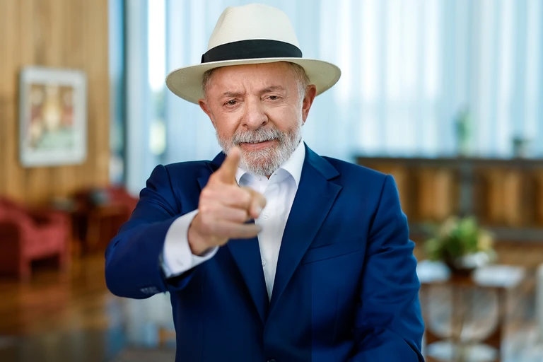 Lula defende fim da escala 6×1 em pronunciamento do 1º de Maio