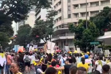 Manifestação pela luta antimanicomial interdita trecho da João Pinheiro em BH