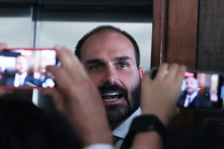 Procuradoria-Geral da República pede ao STF condenação de Eduardo Bolsonaro por coação
