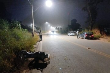 Jovem fica ferido após cair de motocicleta às margens da MG-462, na região do Pedreira, em Itabira