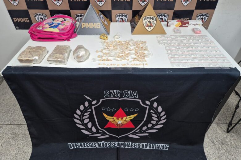 PM apreende três quilos de crack e dezenas de papelotes de cocaína em Coronel Fabriciano