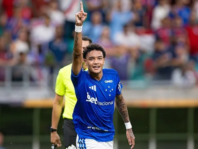 Com ótima atuação, Cruzeiro vence o Bahia de virada. Mas e agora?