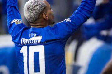 Em noite mágica, Matheus Pereira honra a histórica camisa 10 do Cruzeiro