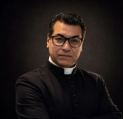 Padre aconselha noiva a cancelar casamento após lista de exigências