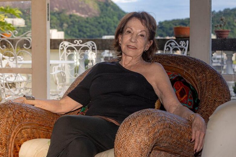 A 21ª Mostra de Cinema de Ouro Preto homenageia a cineasta Helena  Solberg