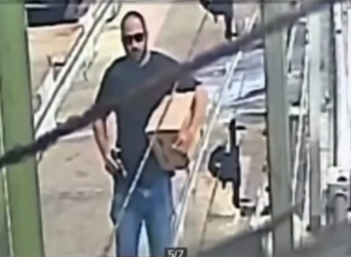 Homem atira em cachorro em avenida de BH e foge em seguida