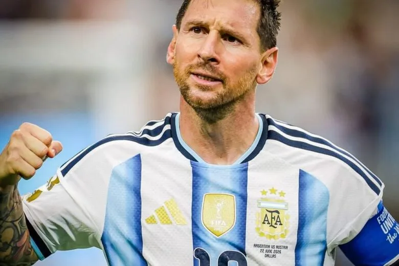 Messi se isola na artilharia das Copas e Argentina vai ao mata-mata