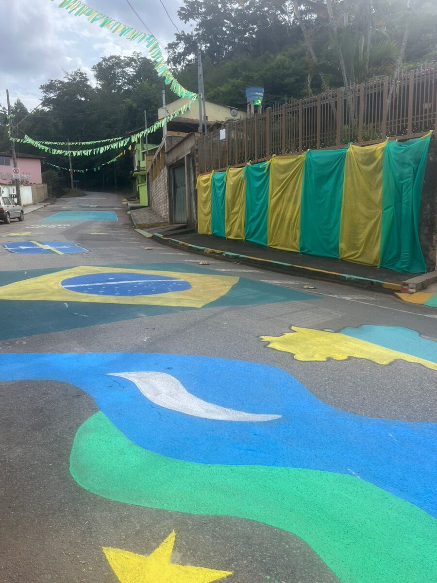 Itabira: rua Netuno abre programação do "Nossa Rua é Hexa" com transmissão da estreia do Brasil na Copa do Mundo