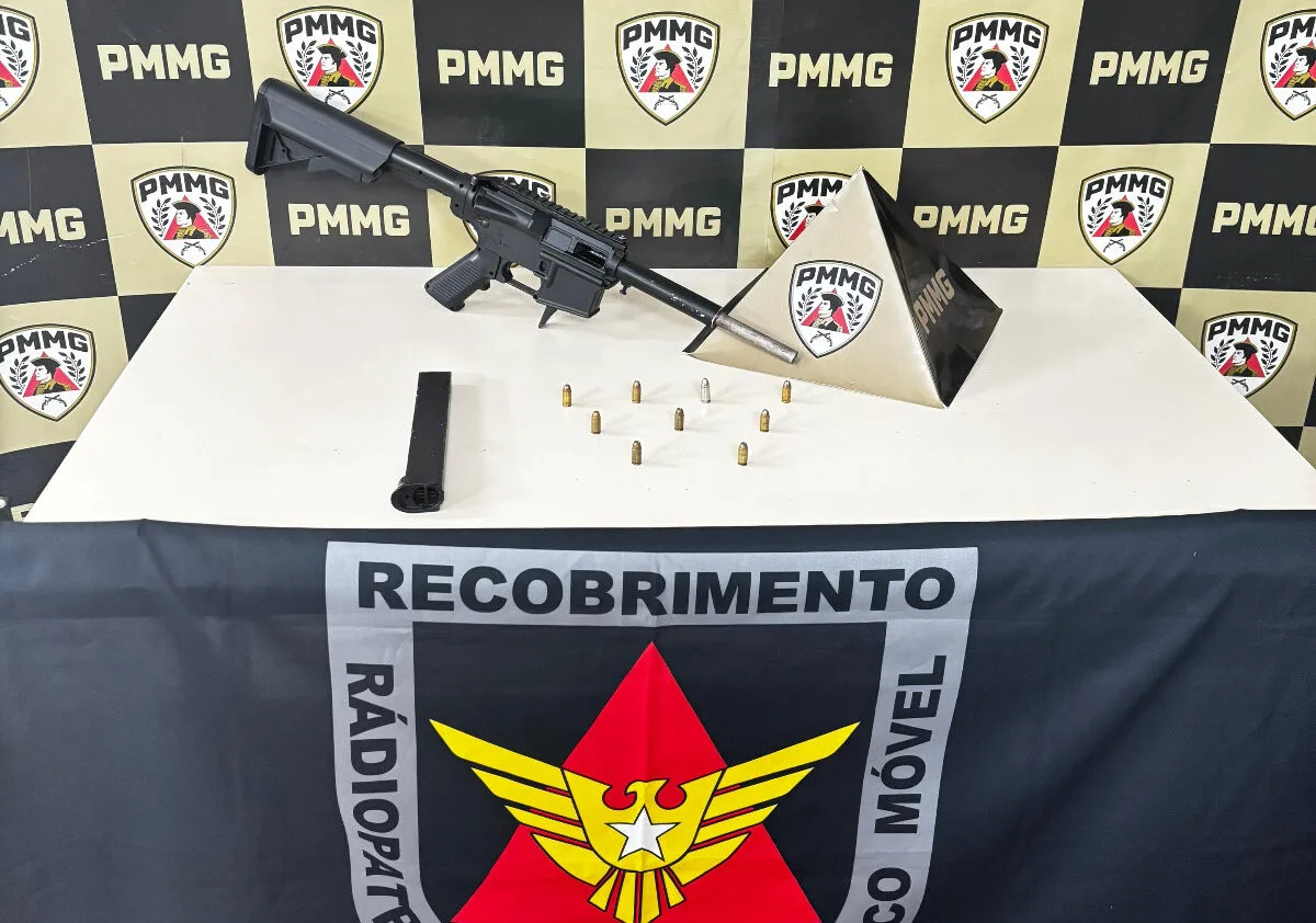 Polícia Militar apreende submetralhadora artesanal e munições em João Monlevade