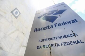 Receita paga lote especial de restituição automática em julho