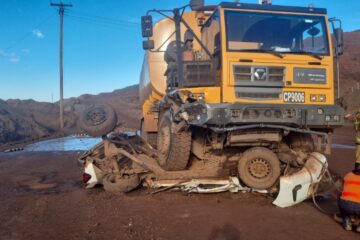 Caminhão-pipa desgovernado atinge caminhonete e mata trabalhador na Mina Casa de Pedra, em Congonhas