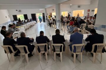Câmara de Itabira homenageia Dona Tita com minuto de silêncio e moção de pesar durante reunião em Senhora do Carmo