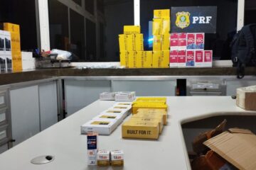 PRF intercepta encomendas com eletrônicos e medicamentos sem nota fiscal em Minas Gerais