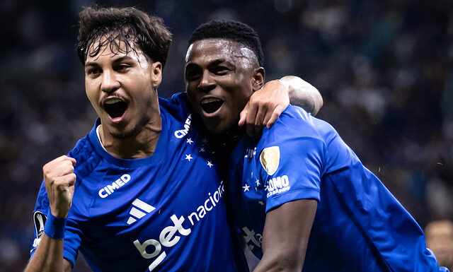 Cruzeiro encara o Internacional fora de casa para fechar o primeiro turno do Brasileirão; Caraça FM transmite ao vivo 