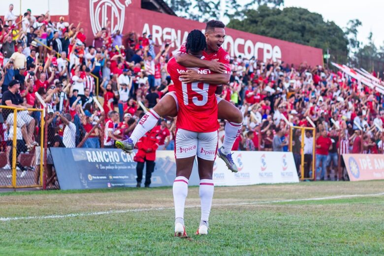 Valério encerra primeira fase com maior público e maior renda entre os 12 clubes do Módulo II